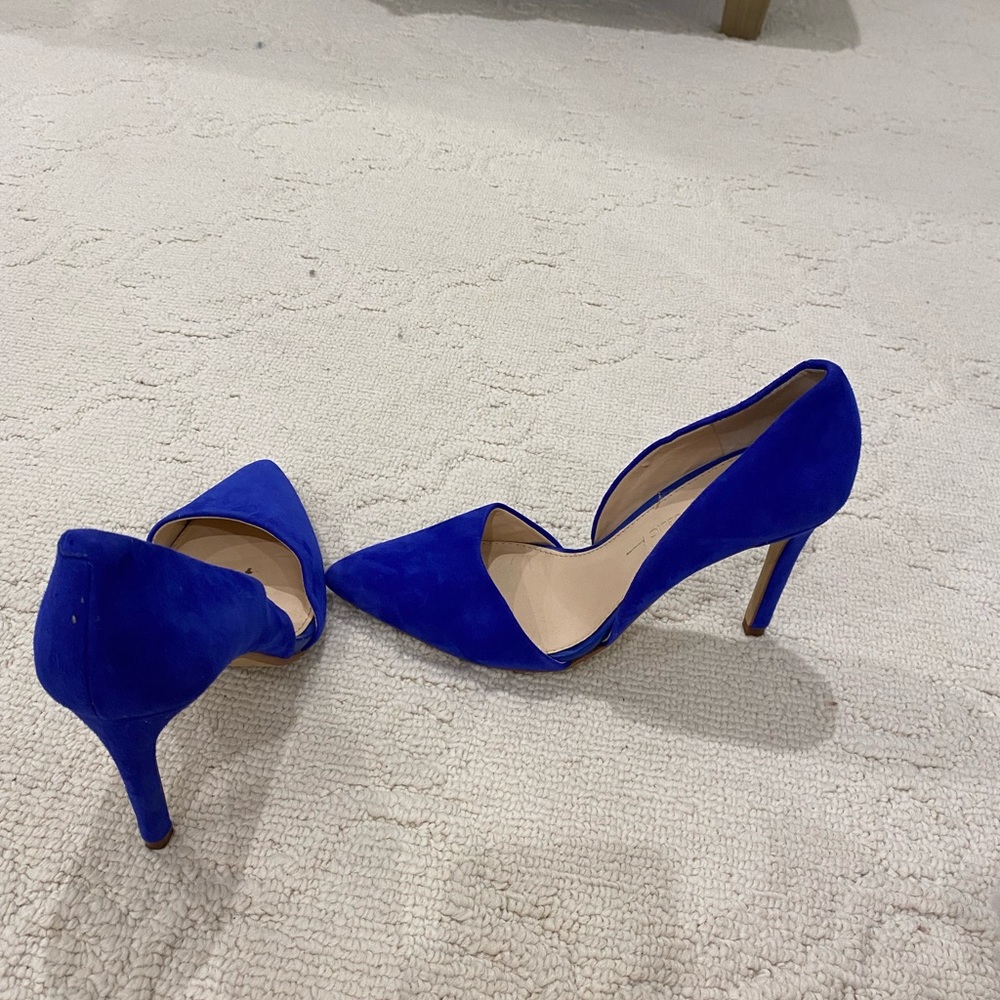 Banana republic suede royal blue heels